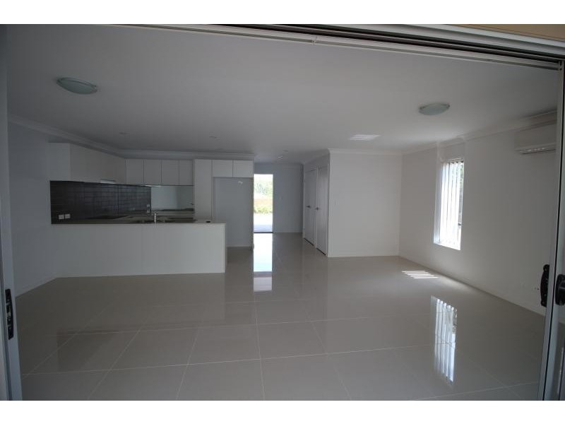 126 Nottingham Road, Calamvale QLD 4116