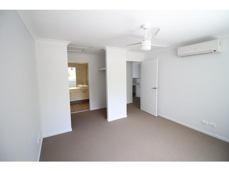 126 Nottingham Road, Calamvale QLD 4116