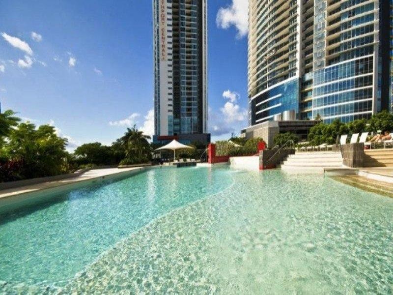 5 lawson st, Southport QLD 4215