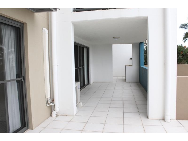 4 Grand Parade, Parrearra QLD 4575