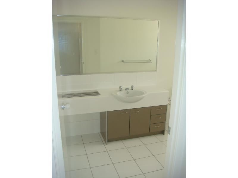 8 Ruocco St, Bracken Ridge QLD 4017