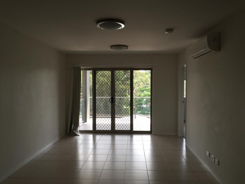 11 Riding Road, Hawthorne QLD 4171
