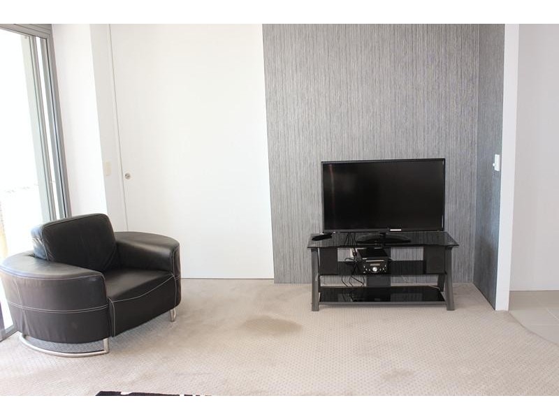 105 Scarborough Street, Southport QLD 4215