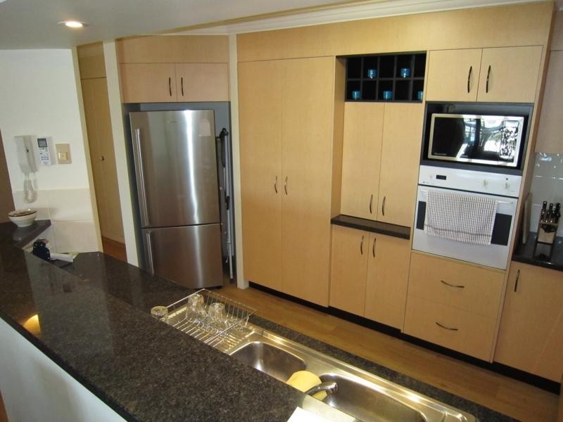 19 Dixon Street, New Farm QLD 4005