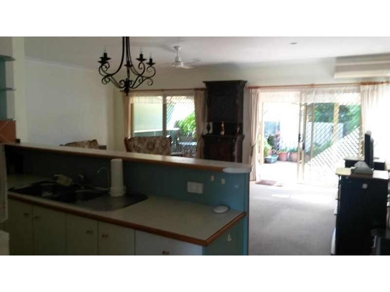 40 Lakeside Crescent, Currimundi QLD 4551