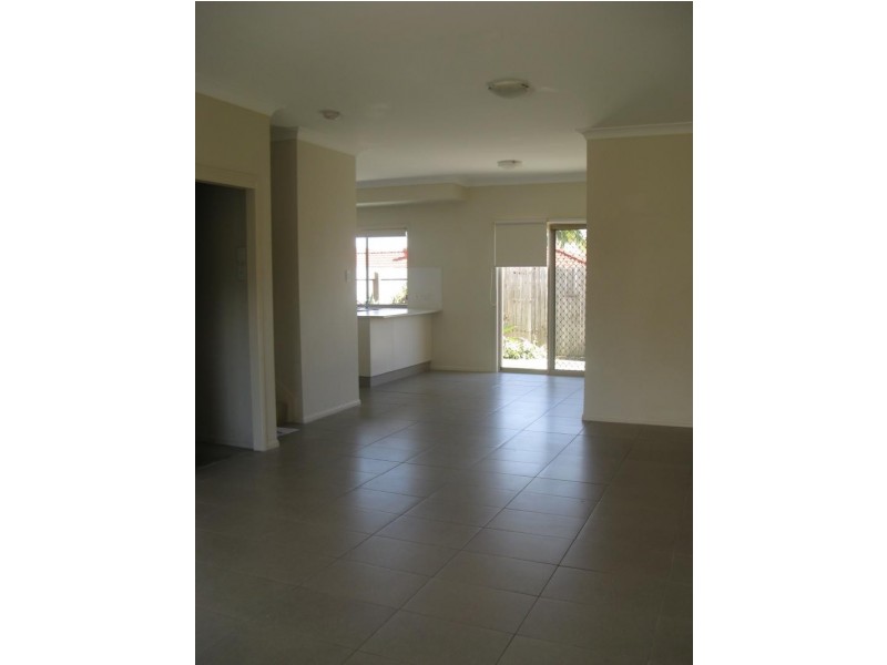 56 Johnston Street, Carina QLD 4152