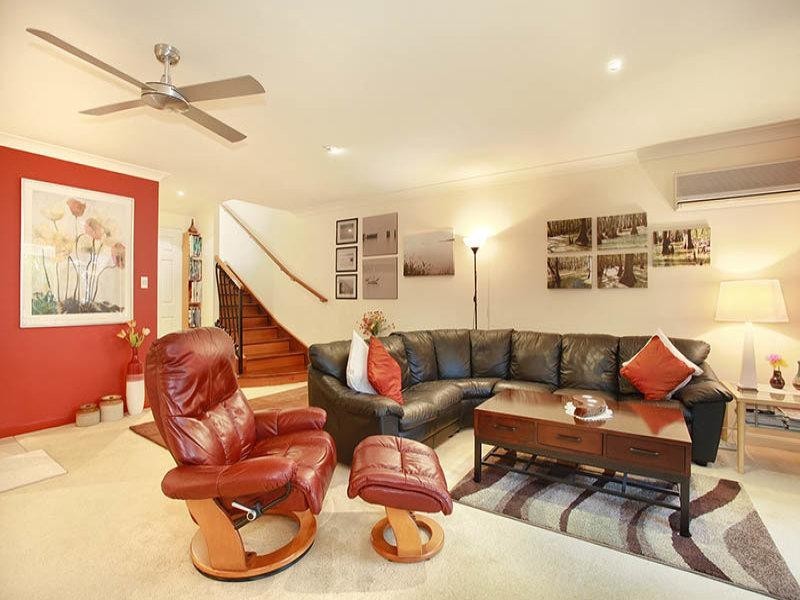 100 Cotlew Street, Southport QLD 4215