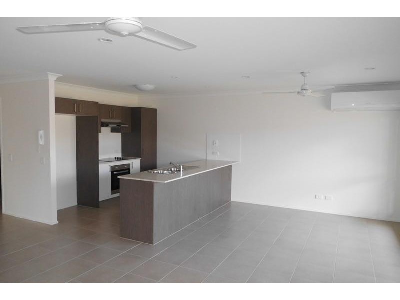 230 Pulgul St, Urangan QLD 4655
