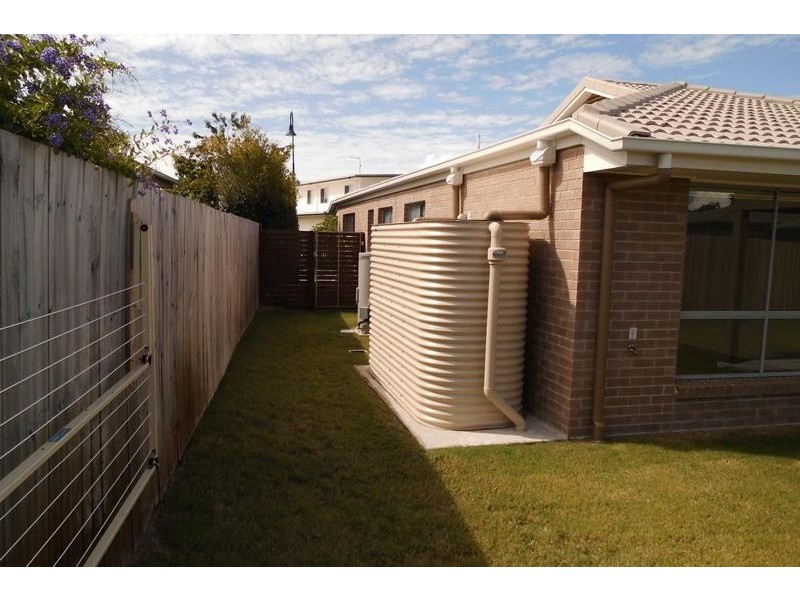 230 Pulgul St, Urangan QLD 4655