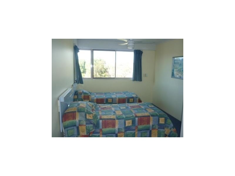 386 The Esplanade, Torquay QLD 4655
