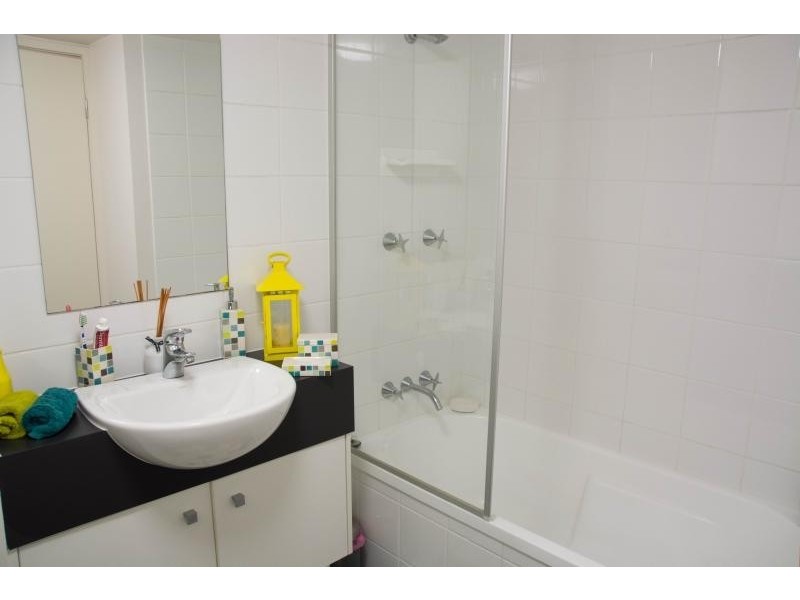 170 Leichhardt Street, Spring Hill QLD 4000