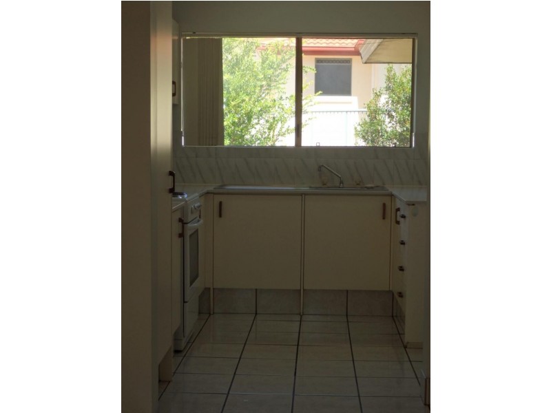 144 MARINE PARADE, Southport QLD 4215