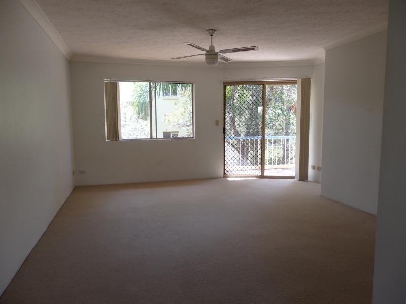 144 MARINE PARADE, Southport QLD 4215