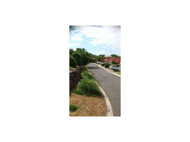 6 Buddy Holly Close, Parkwood QLD 4214