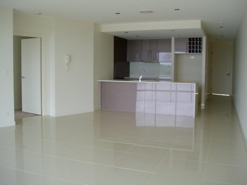 3046 Quay South Drive, Carrara QLD 4211