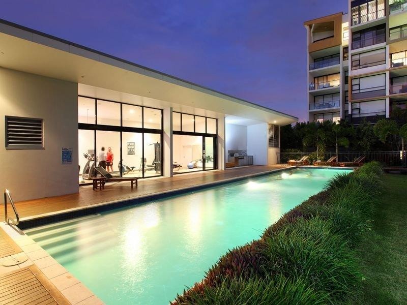 10 Pidgeon Close, West End QLD 4101