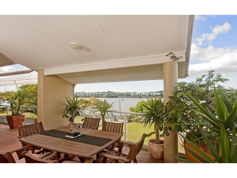 135 Macquarie Street, Teneriffe QLD 4005