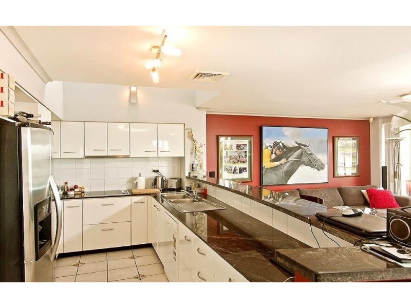 135 Macquarie Street, Teneriffe QLD 4005