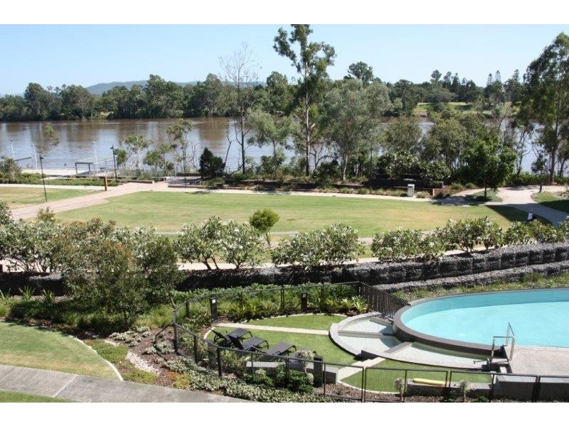 197 King Arthur Terrace, Tennyson QLD 4105