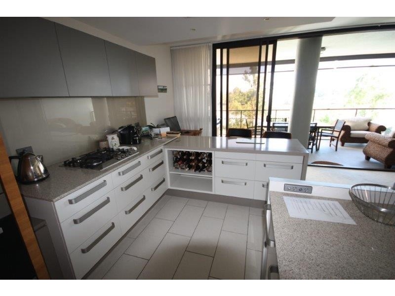 197 King Arthur Terrace, Tennyson QLD 4105