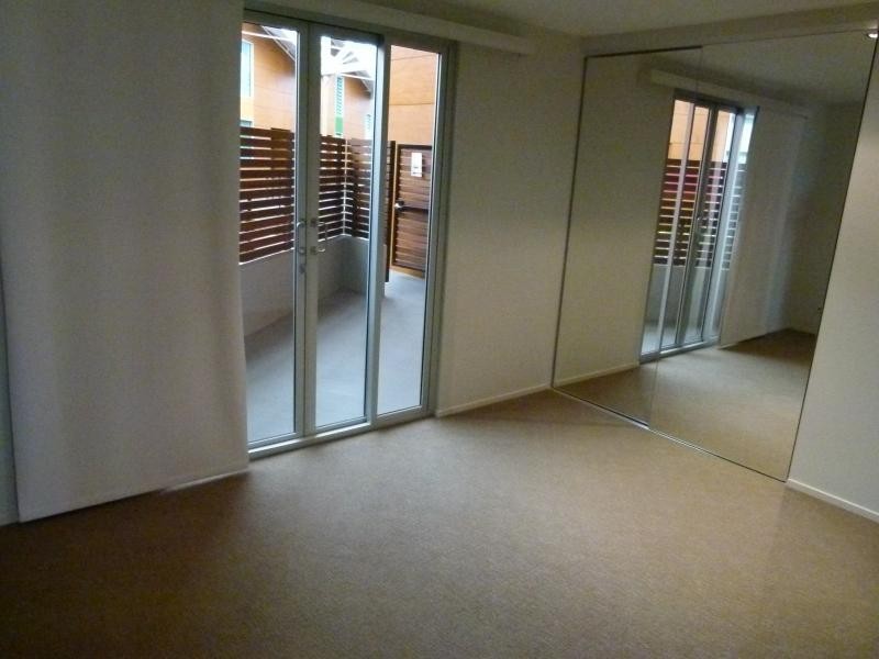 36 Vernon Terrace, Teneriffe QLD 4005