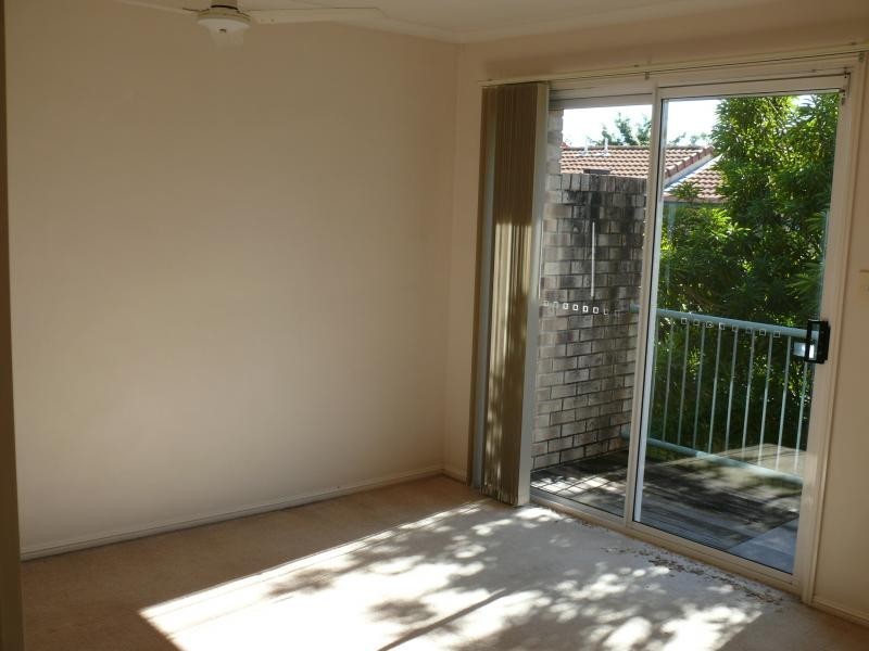 42 Murev Way, Carrara QLD 4211