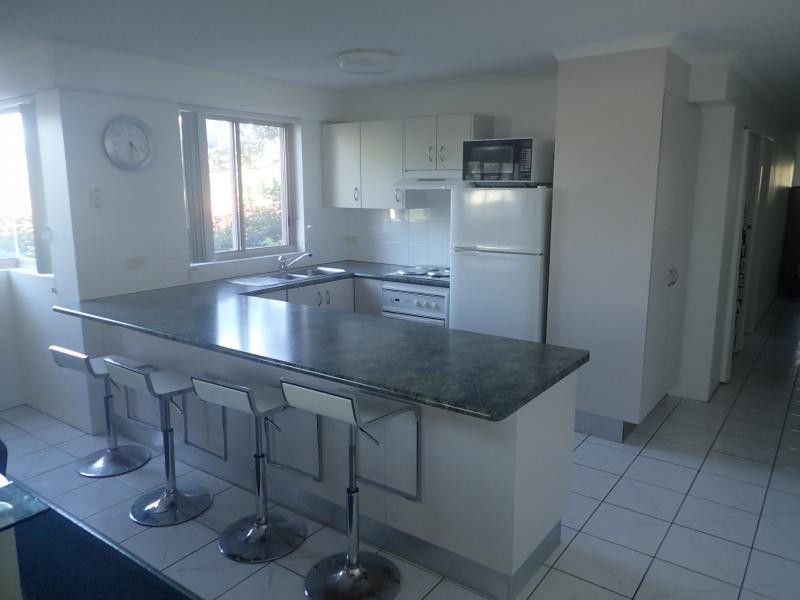 386 Esplanade, Torquay QLD 4655