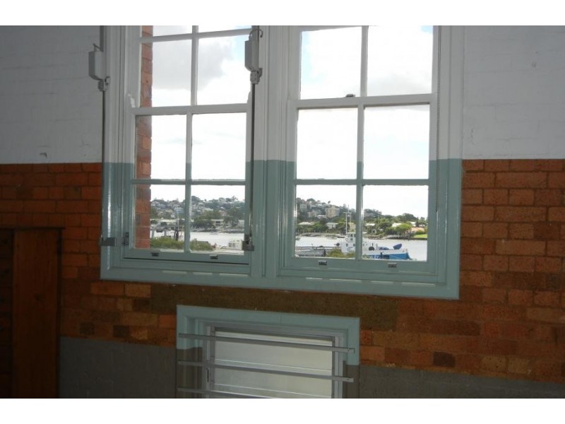 8 Skyring Terrace, Teneriffe QLD 4005