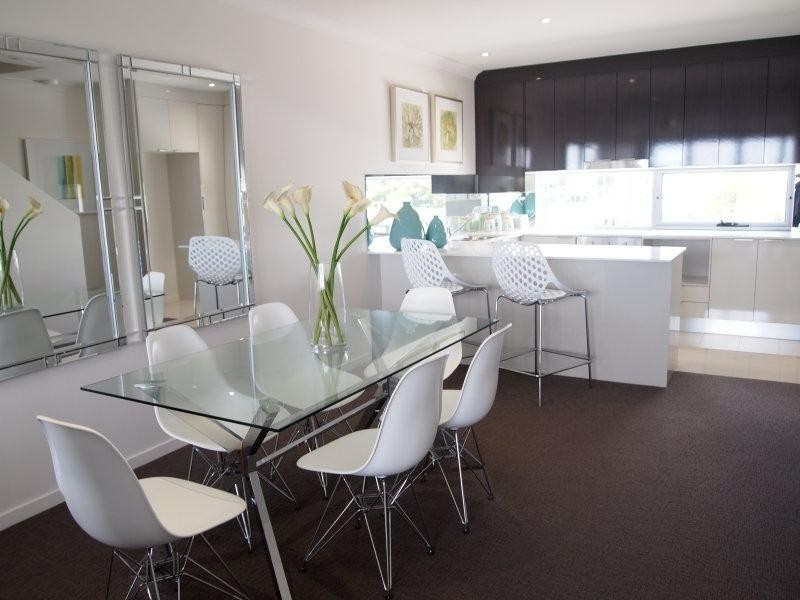 5036 Emerald Island Drive, Carrara QLD 4211
