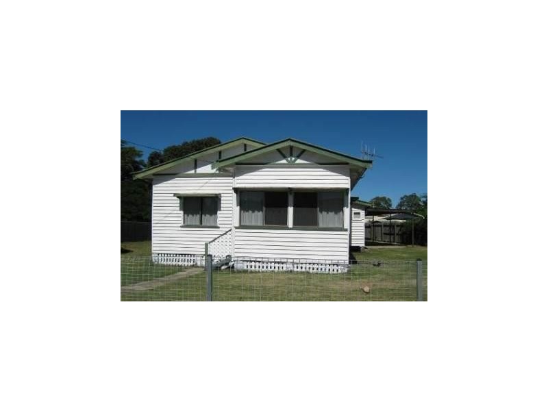 41 Shell Street, Urangan QLD 4655