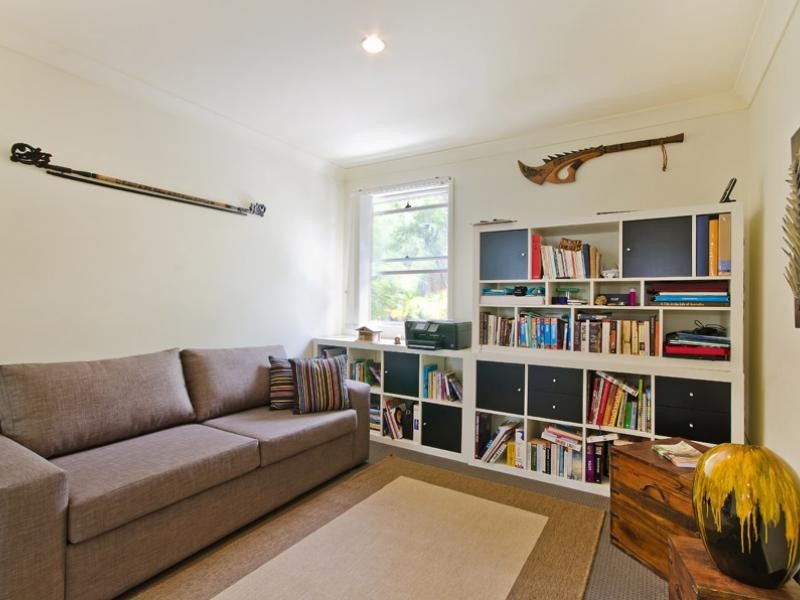 35 MIAWELA STREET, Norman Park QLD 4170