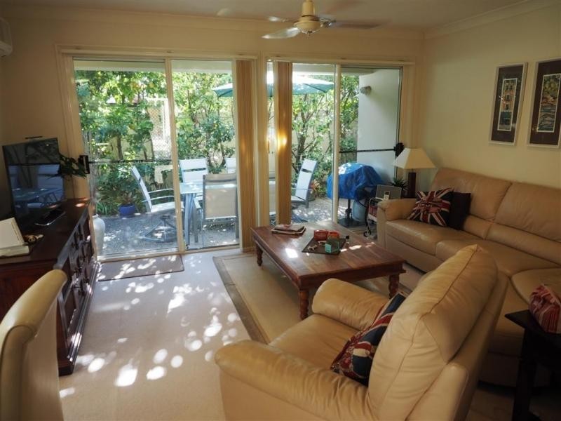 99 – 101 Heeb Street, Ashmore QLD 4214