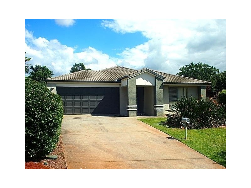 3 Whitsunday Pl, Redland Bay QLD 4165