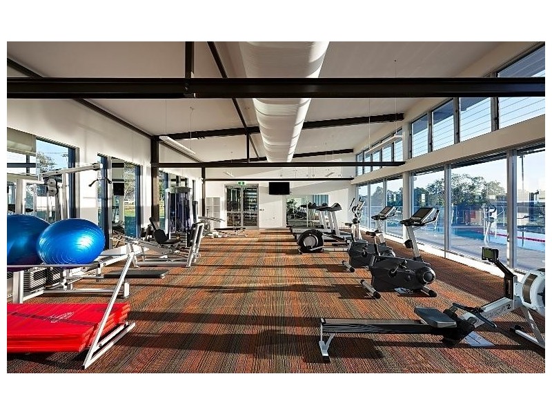 3205/211 King Arthur Terrace, Tennyson QLD 4105