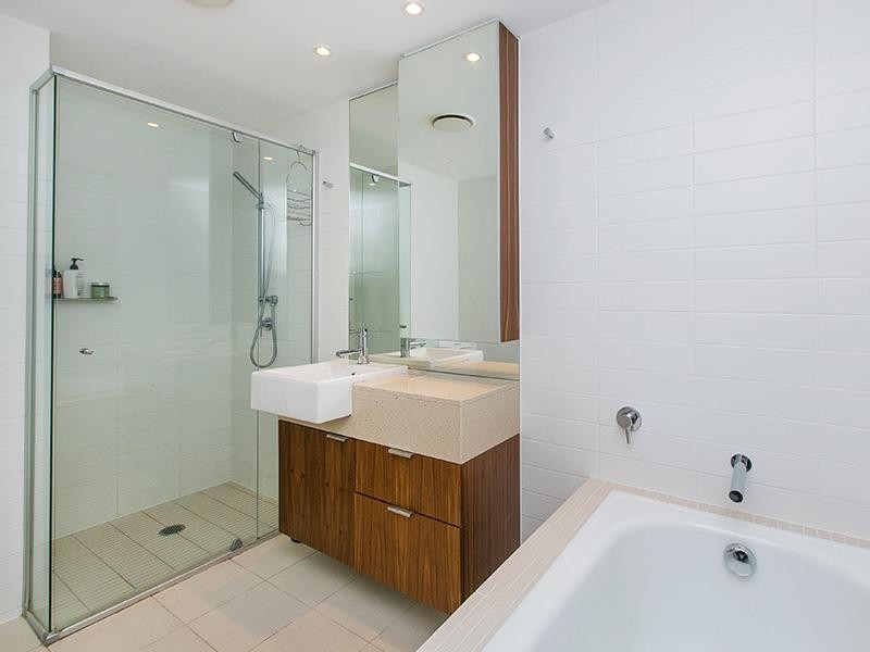 10 Pidgeon Cl., West End QLD 4101