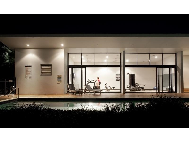 10 Pidgeon Cl., West End QLD 4101