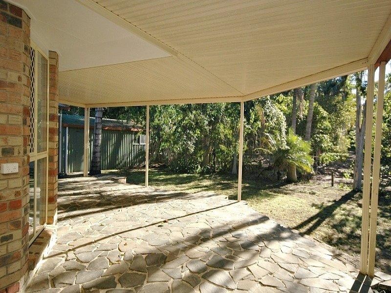 657 Esplanade, Urangan QLD 4655