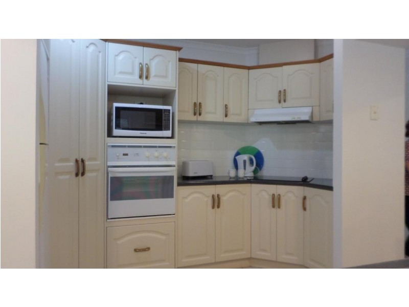 657 Esplanade, Urangan QLD 4655