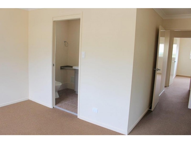 11 Tripcony Place, Wakerley QLD 4154