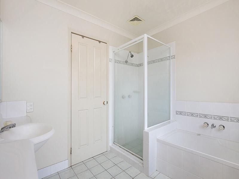 9 HILLVIEW STREET, Runcorn QLD 4113