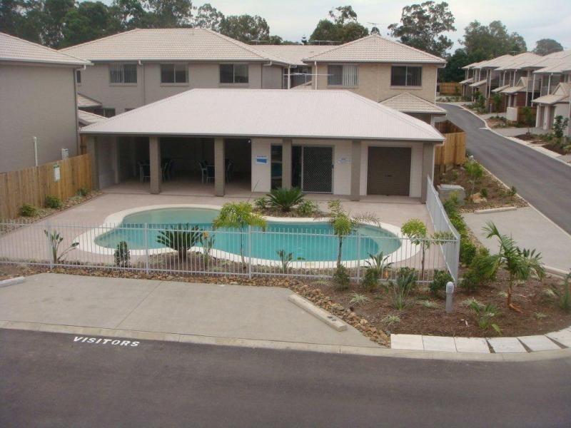 8 Ruocco St, Bracken Ridge QLD 4017