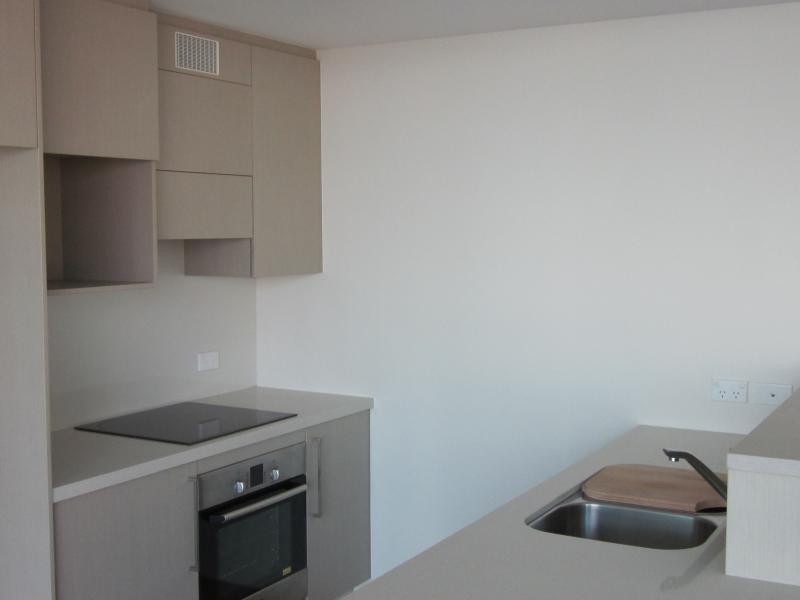 14 Oxley Ave, Woody Point QLD 4019