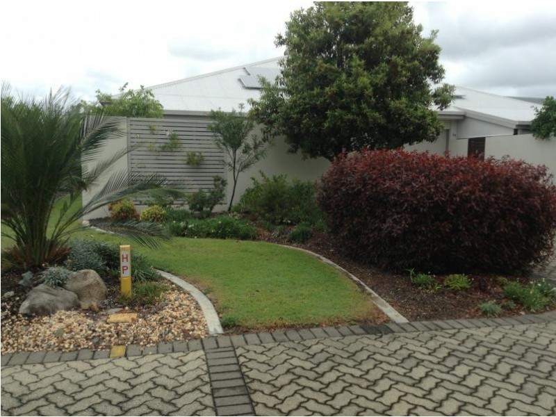 2 Grand Parade, Parrearra QLD 4575