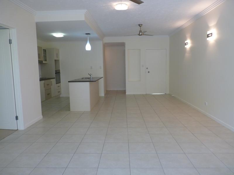 / 6-24 Henry Street, West End QLD 4810