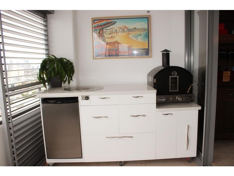 105 Scarborough Street, Southport QLD 4215