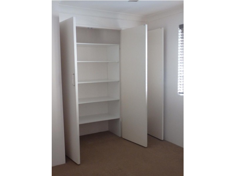 138 MARINE PARADE, Southport QLD 4215