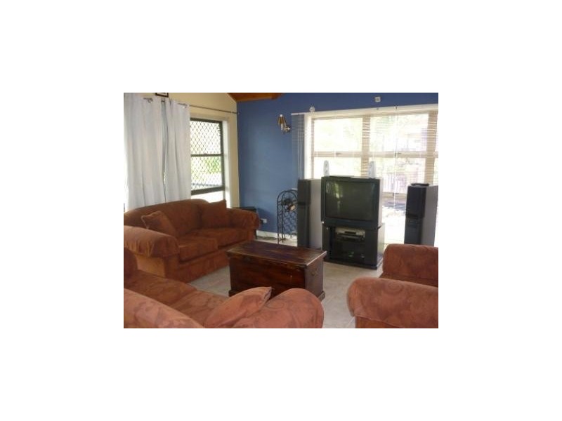 415 Boat Harbour Drive, Torquay QLD 4655