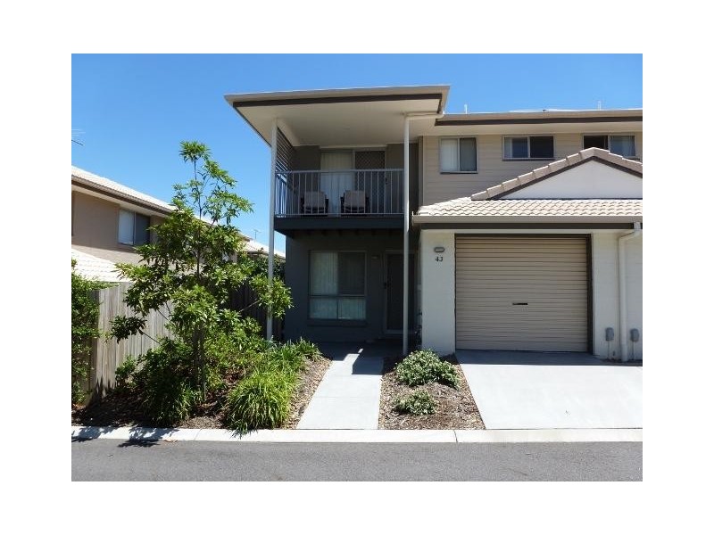 130 Jutland St, Oxley QLD 4075