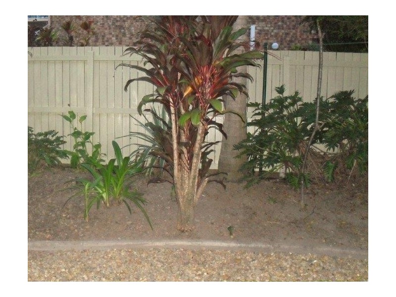 60 Whitby, Southport QLD 4215