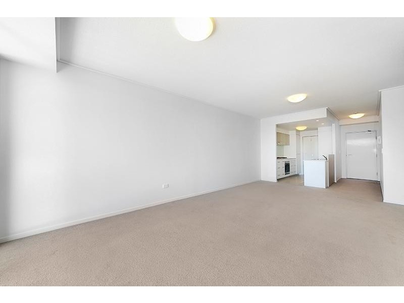 16 Surbiton Court, Carindale QLD 4152